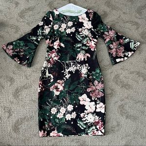 NWOT Women's Calvin Klein Floral Bell Sleeve Sheath Dress size 6 Petite
